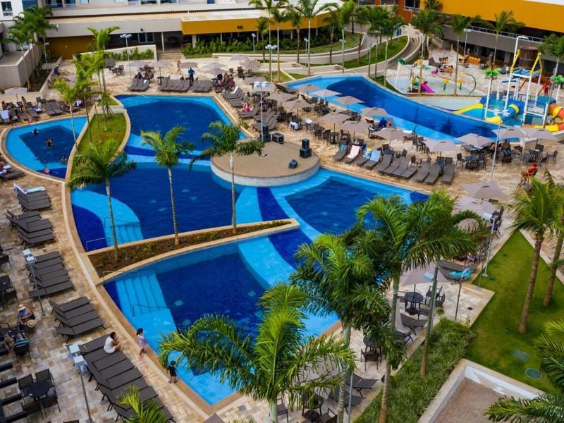 Enjoy Solar das Águas Park Resort Olímpia Esterno foto The swimming pool at the resort